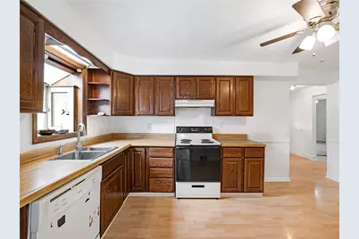 2530 W Hardies Rd, Hampton, PA 15044 - Photo 9