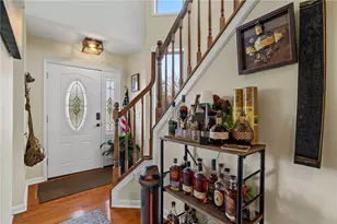 372 Cherokee Dr, Chippewa Township, PA 15010 - Photo 9