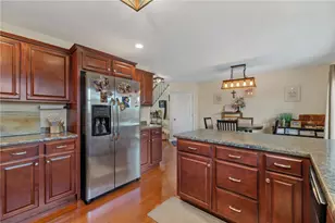 372 Cherokee Dr, Chippewa Township, PA 15010 - Photo 17