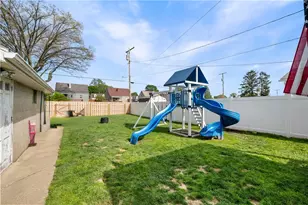 1318 Pennsylvania Ave, Harrison Township, PA 15065 - Photo 23