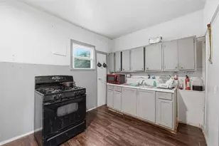 135 Jucunda St, Pittsburgh, PA 15210 - Photo 13