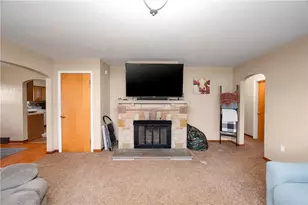 112 Linwood Dr, Summit Township, PA 16001 - Photo 9