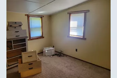 2000 Mercer Ave, Hermitage, PA 16148 - Photo 11