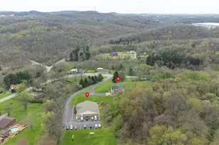 339 Lindsay Rd, Jackson Township, PA 16063 - Photo 7