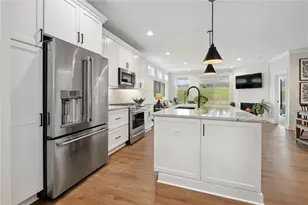 1011 Autumn Woods Dr, Jackson Township, PA 16033 - Photo 5