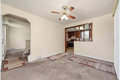 1026 McCoy Rd, Kennedy Township, PA 15136 - Photo 9