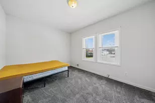 602 Division St, Jeannette, PA 15644 - Photo 13