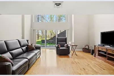 4007 Charlemagne Circle, Ross Twp, PA 15237 - Photo 3