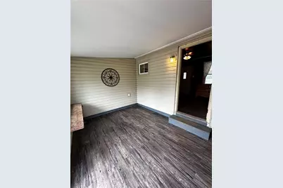 2667 Leesburg Volant Rd, Springfield Township, PA 16156 - Photo 9