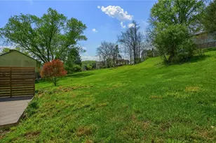 2513 Grove Rd, South Park, PA 15129 - Photo 39