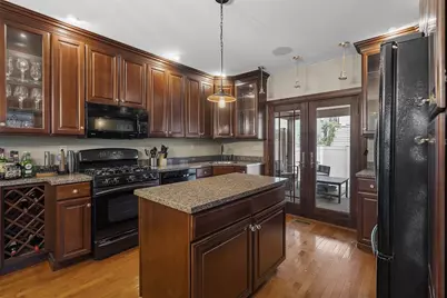 2311 Larkins Way, Pittsburgh, PA 15203 - Photo 11