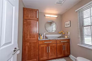 136 Glenwood Dr, Monroeville, PA 15146 - Photo 9
