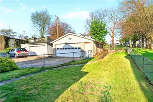 88 Byrer Ave, Uniontown, PA 15401 - Photo 17
