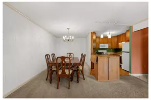 1500 Cochran Rd, Scott Township, PA 15243 - Photo 15