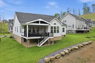 333 Crest Ln, Adams Township, PA 16046 - Photo 29
