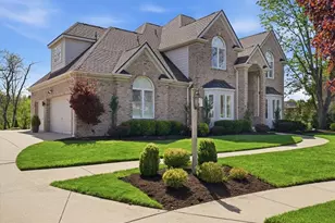 218 Chesapeake Dr, Adams Township, PA 15044 - Photo 3