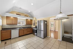 1826 Jancey St, Pittsburgh, PA 15206 - Photo 11