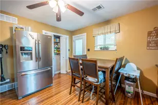 327 Beech Rd, Pittsburgh, PA 15239 - Photo 13