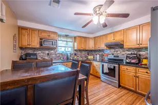 327 Beech Rd, Pittsburgh, PA 15239 - Photo 11