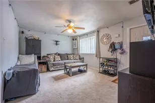 327 Beech Rd, Pittsburgh, PA 15239 - Photo 7
