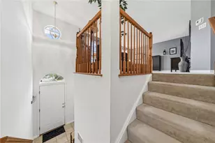 204 Blue Grass Cir, Monroeville, PA 15146 - Photo 5