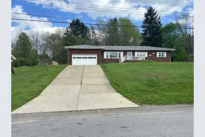 541 Morningstar Dr, Ellwood City, PA 16117 - Photo 1