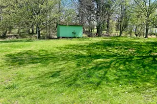541 Morningstar Dr, Ellwood City, PA 16117 - Photo 15