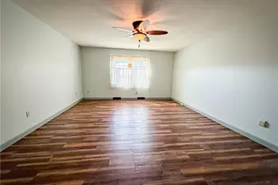 104 Dakotah Dr, Center Township, PA 16001 - Photo 23
