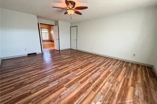 104 Dakotah Dr, Center Township, PA 16001 - Photo 25