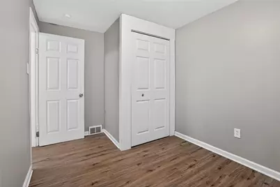 3220 Overlook Dr, Liberty Boro, PA 15133 - Photo 23