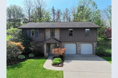 1479 Greendale Dr, Pittsburgh, PA 15239 - Photo 1
