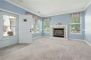 212 Adams Pointe Blvd, Adams Township, PA 16046 - Photo 5