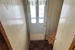 325 Crest Ave, Charleroi Boro, PA 15022 - Photo 29