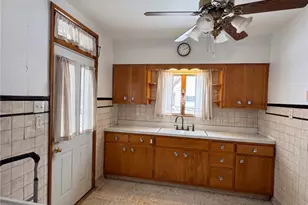 325 Crest Ave, Charleroi Boro, PA 15022 - Photo 5