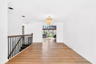 1700 Village Rd, Pittsburgh, PA 15116 - Photo 15