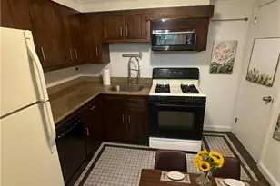 3910 Meadowbrook Blvd, Pittsburgh, PA 15227 - Photo 13