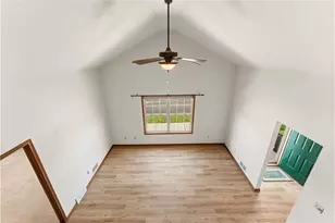 1097 Timberwood Dr, Chippewa Township, PA 15010 - Photo 23