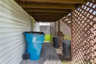 402 N 4th St, Youngwood, PA 15697 - Photo 25