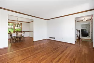133 Village Dr, Cranberry Township, PA 16066 - Photo 7