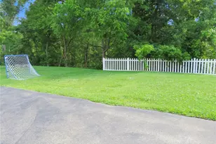 392 Pine Ridge Dr, Peters Township, PA 15367 - Photo 37