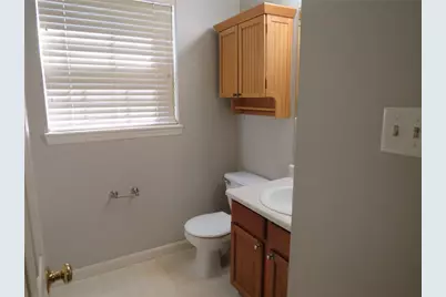 392 Pine Ridge Dr, Peters Township, PA 15367 - Photo 13