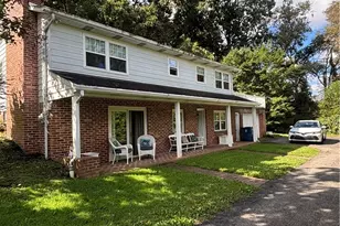 1125 Milliron St, Youngwood, PA 15697 - Photo 3