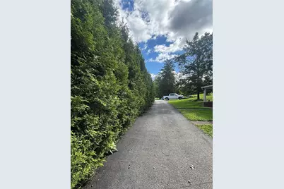 1125 Milliron St, Youngwood, PA 15697 - Photo 13