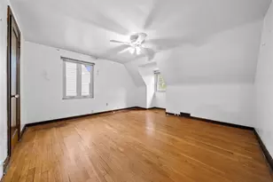 734 Shady Ln, Pittsburgh, PA 15228 - Photo 23