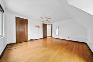 734 Shady Ln, Pittsburgh, PA 15228 - Photo 25