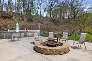 2500 Lincoln Way, White Oak, PA 15131 - Photo 35