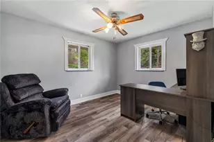 2500 Lincoln Way, White Oak, PA 15131 - Photo 23