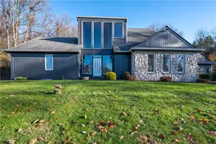 550 Locust Valley Rd, Hempfield Township, PA 15601 - Photo 3
