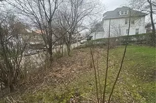 201 Locust St, New Kensington, PA 15068 - Photo 15