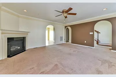 209 Ascot Ct, Moon/Crescent Twp, PA 15108 - Photo 3